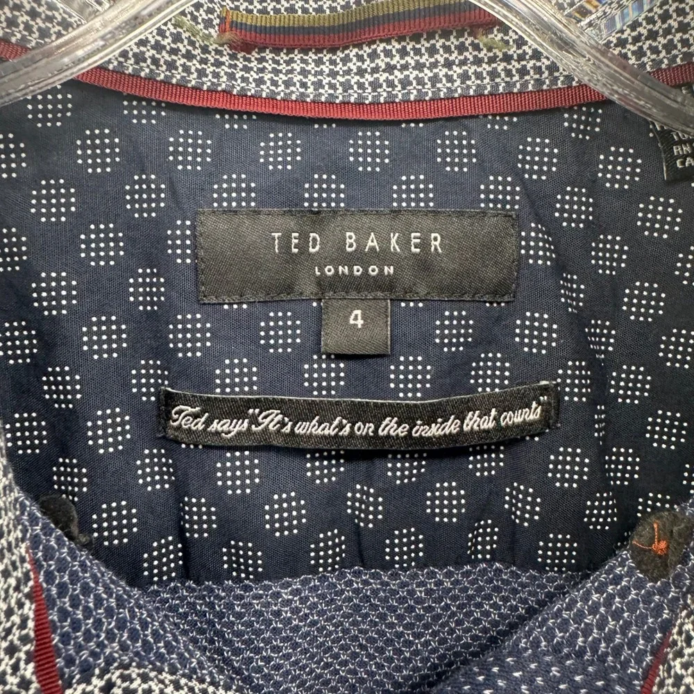 Ted Baker London Womens Short Sleeve Button Up Shirt Navy Geometric Print Size 4